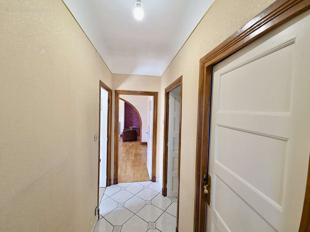 Maison à SAINTE-FLORINE