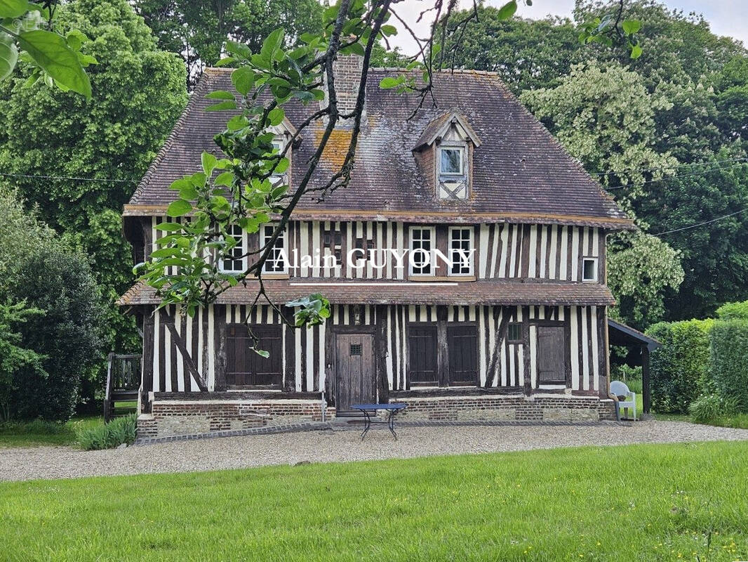 Maison à PONT-L'EVEQUE