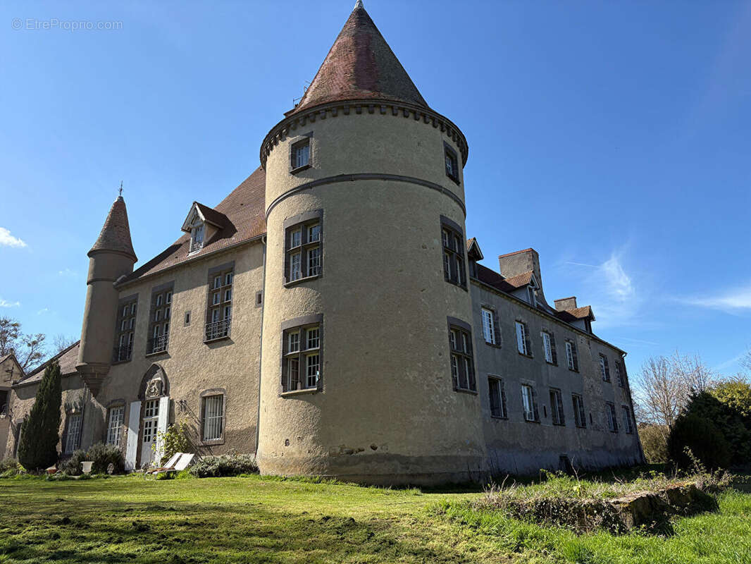 Maison à BLOT-L'EGLISE