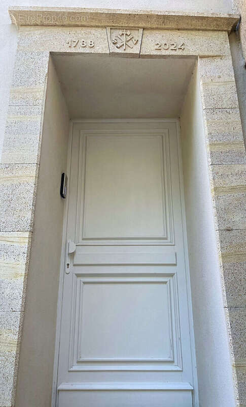 Appartement Aubignan centre historique 3pièces 58 m2 entièrement rénové avec équipements neufs - photo 8