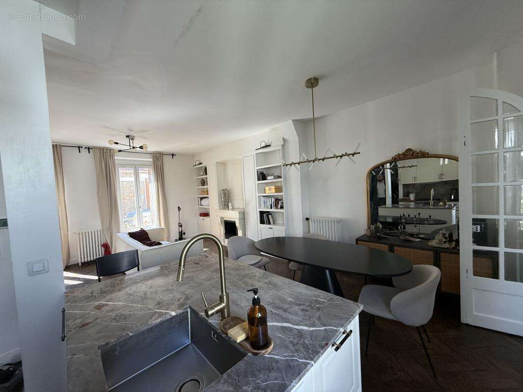 Maison à VILLENEUVE-SAINT-GEORGES