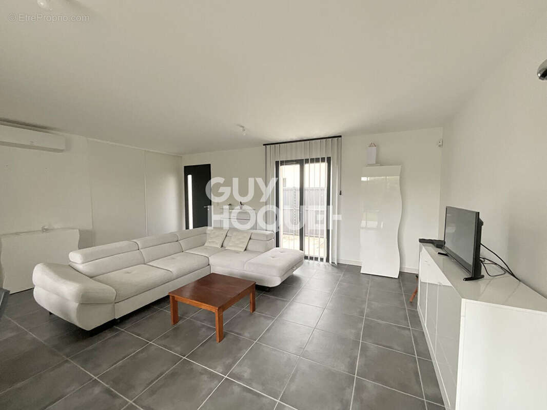 Maison de plain-pied T4 de 88 m2 sur une parcelle de 550 m2 - photo 7