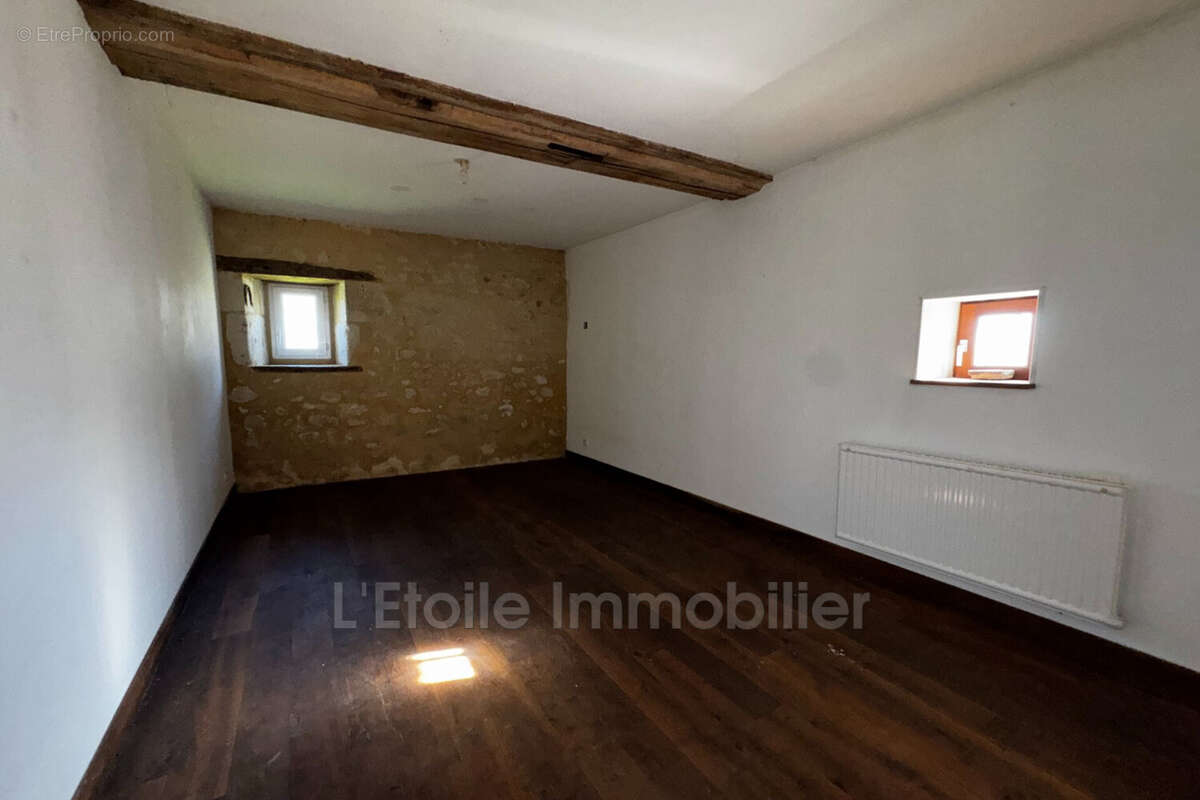 Maison à SAINT-DENIS-SUR-HUISNE