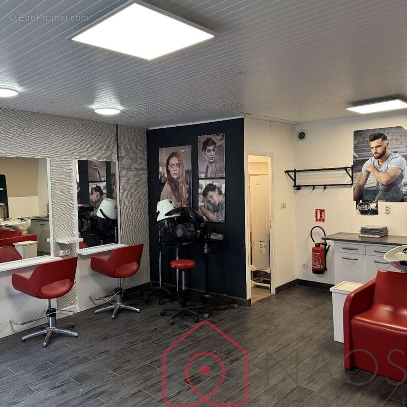 Commerce à SAINT-GUINOUX