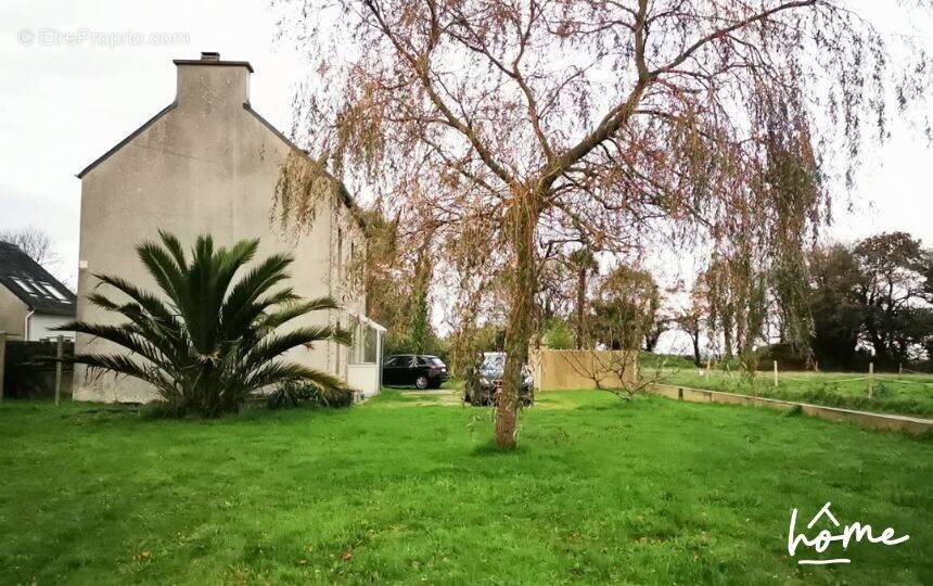 Maison à SAINT-THONAN