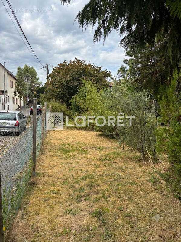 Maison Montreuil 3 pièce(s) 30m2-Surface au sol totale : 86,92 m² - photo 2