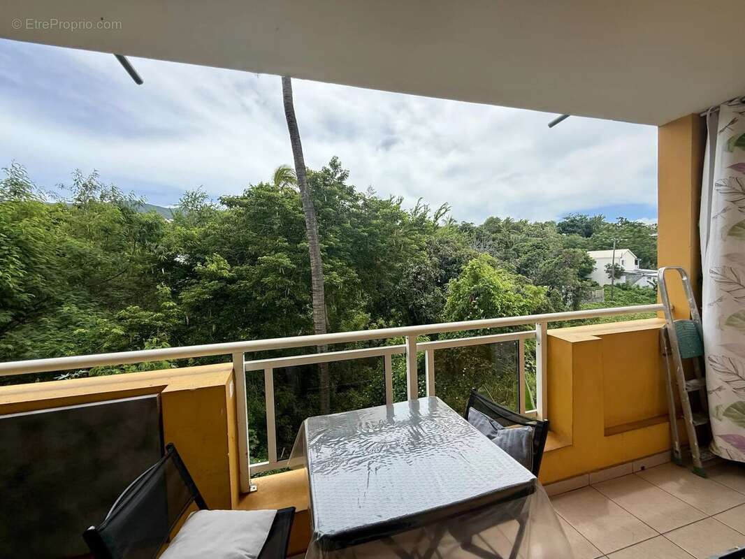 Appartement à L'ETANG-SALE