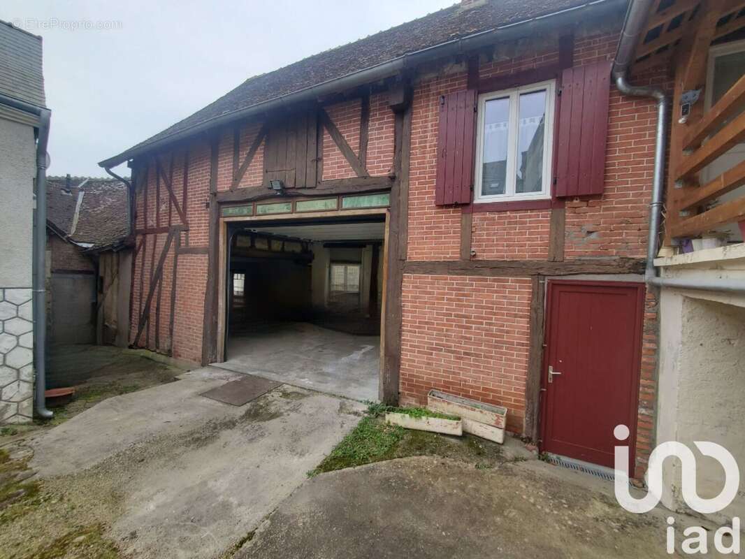 Photo 2 - Maison à AUTRY-LE-CHATEL