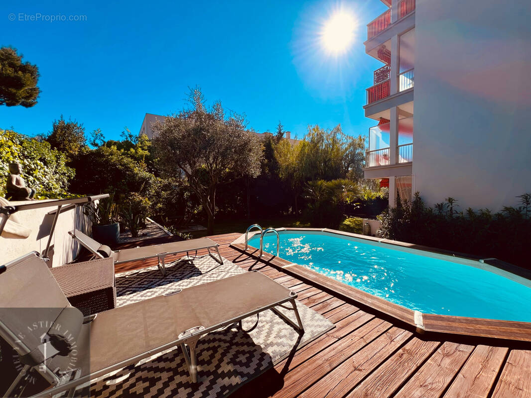 Appartement à SAINT-LAURENT-DU-VAR