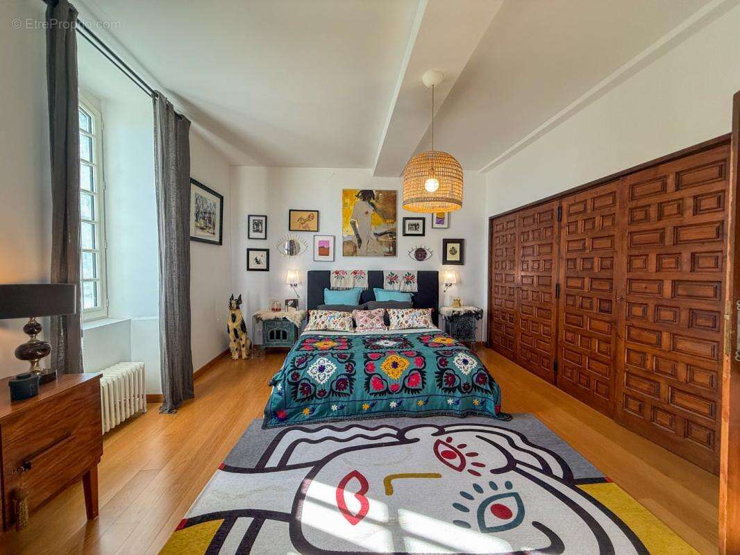 Maison à COLLONGUES