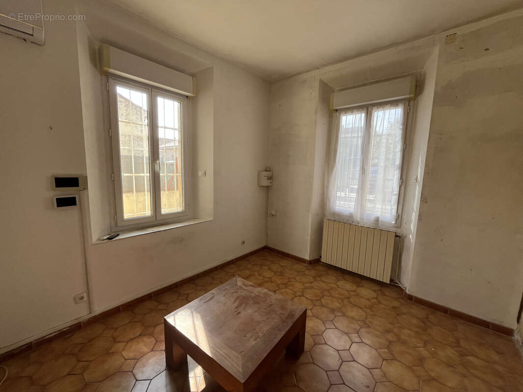 Maison à LEZIGNAN-CORBIERES