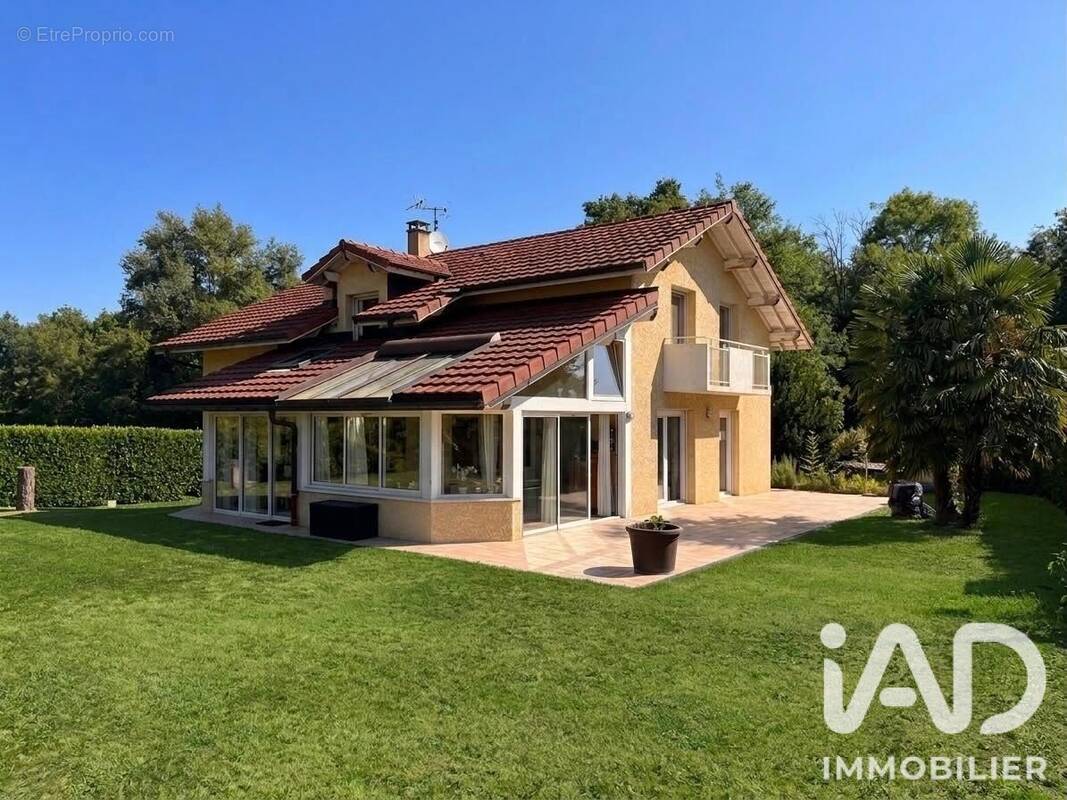 Photo 1 - Maison à ARCHAMPS