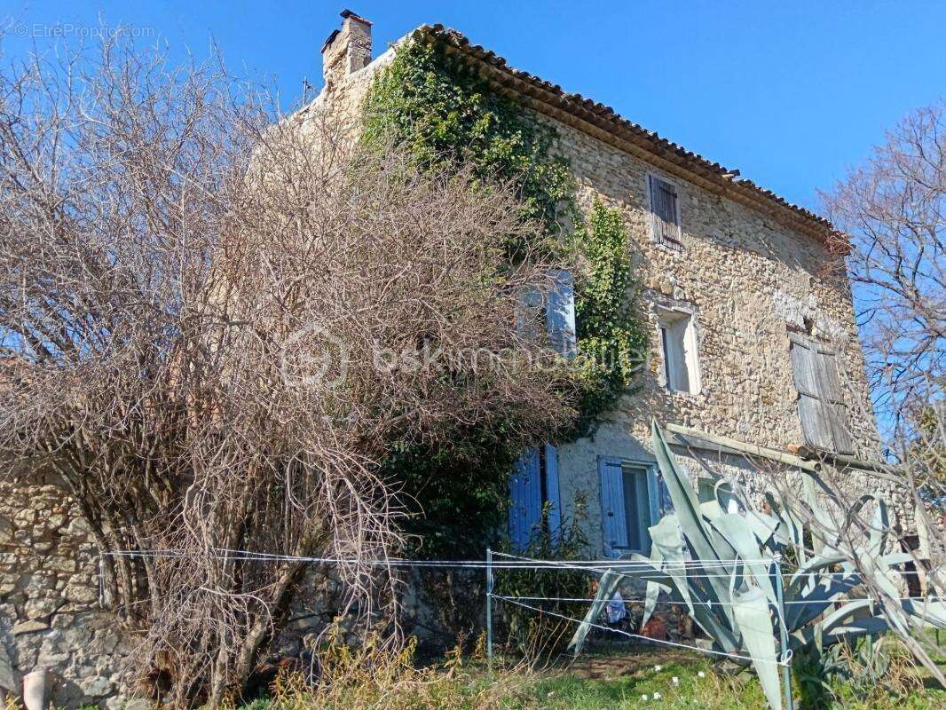 Maison à PIERREVERT