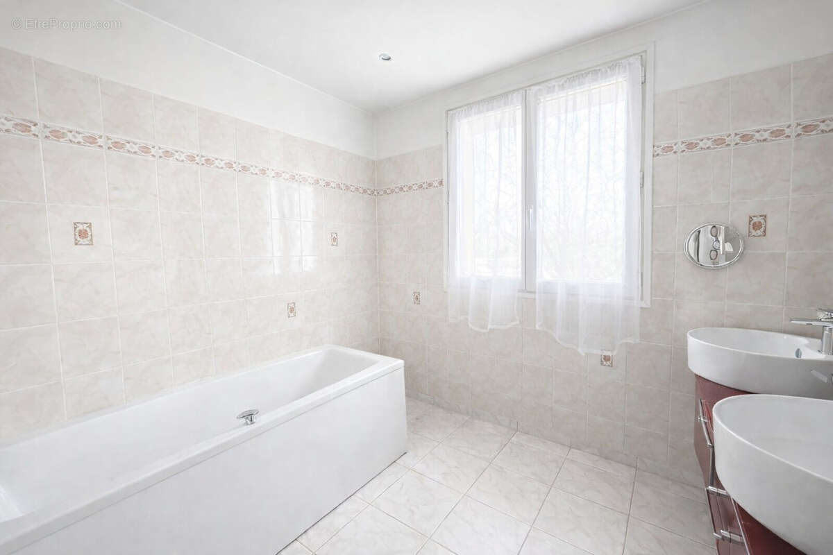 Maison à ROMAINVILLE