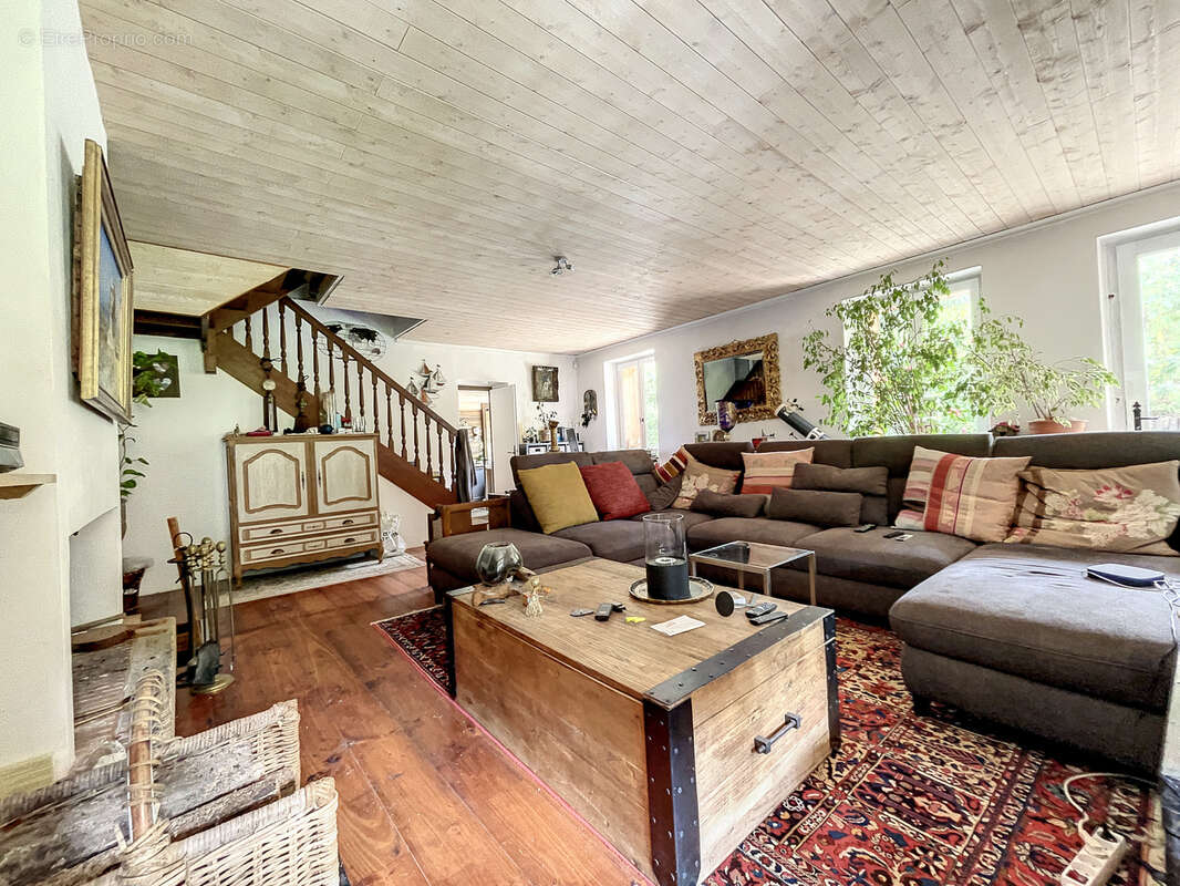 Maison à AIGUEBELETTE-LE-LAC