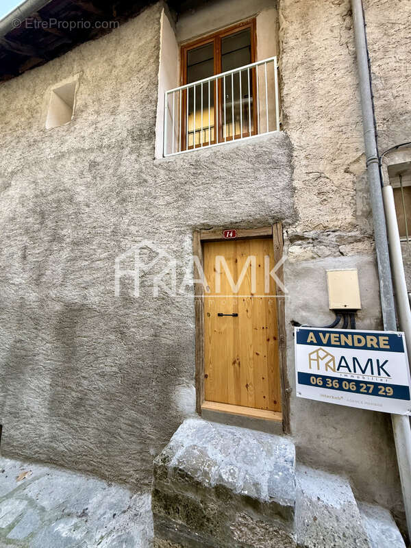 Maison à CROTS
