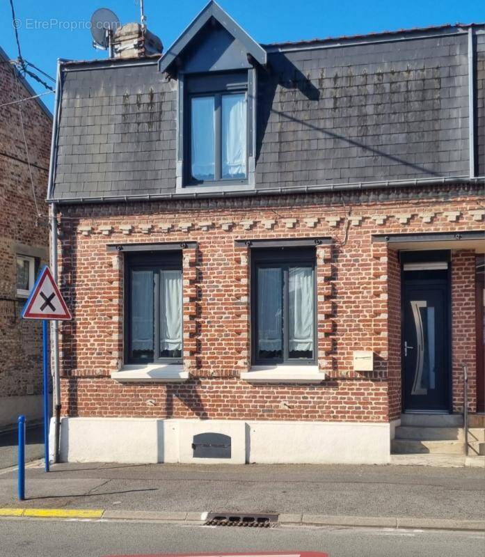 Maison à BEAURAINS