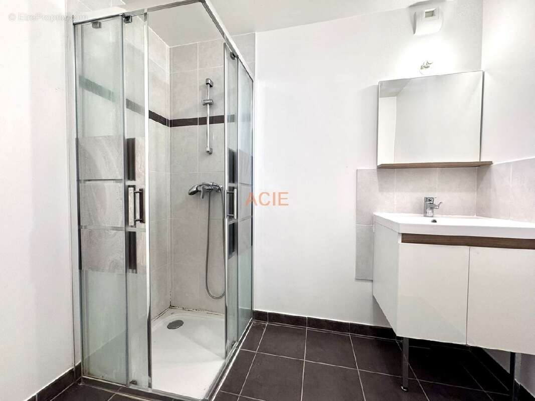 Appartement à LOUVRES