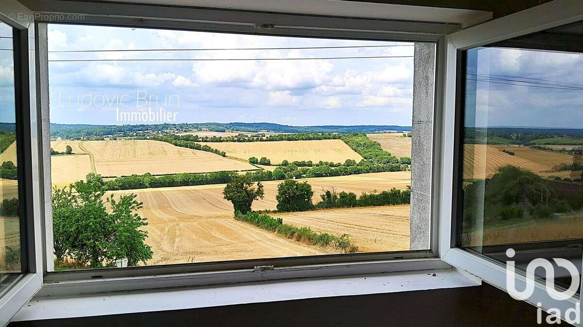 Photo 2 - Maison à TREIGNY