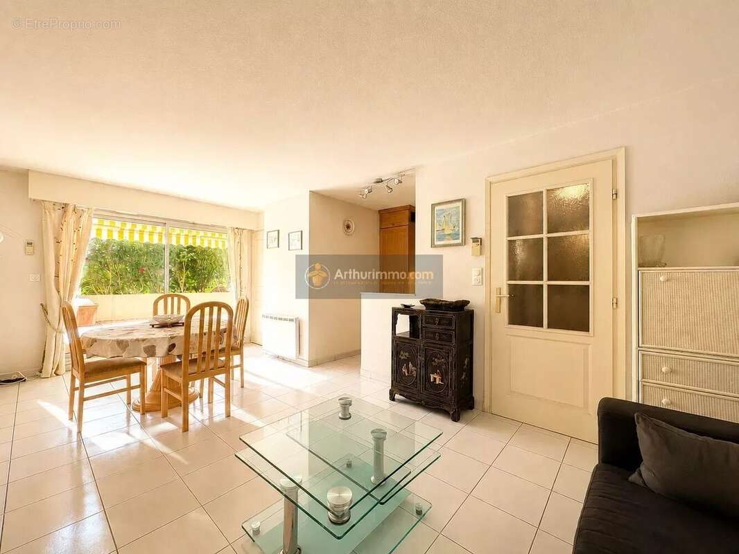 Appartement à FREJUS