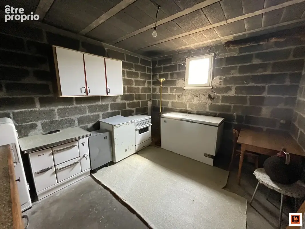 Maison 122 m² à Thiers  - photo 8