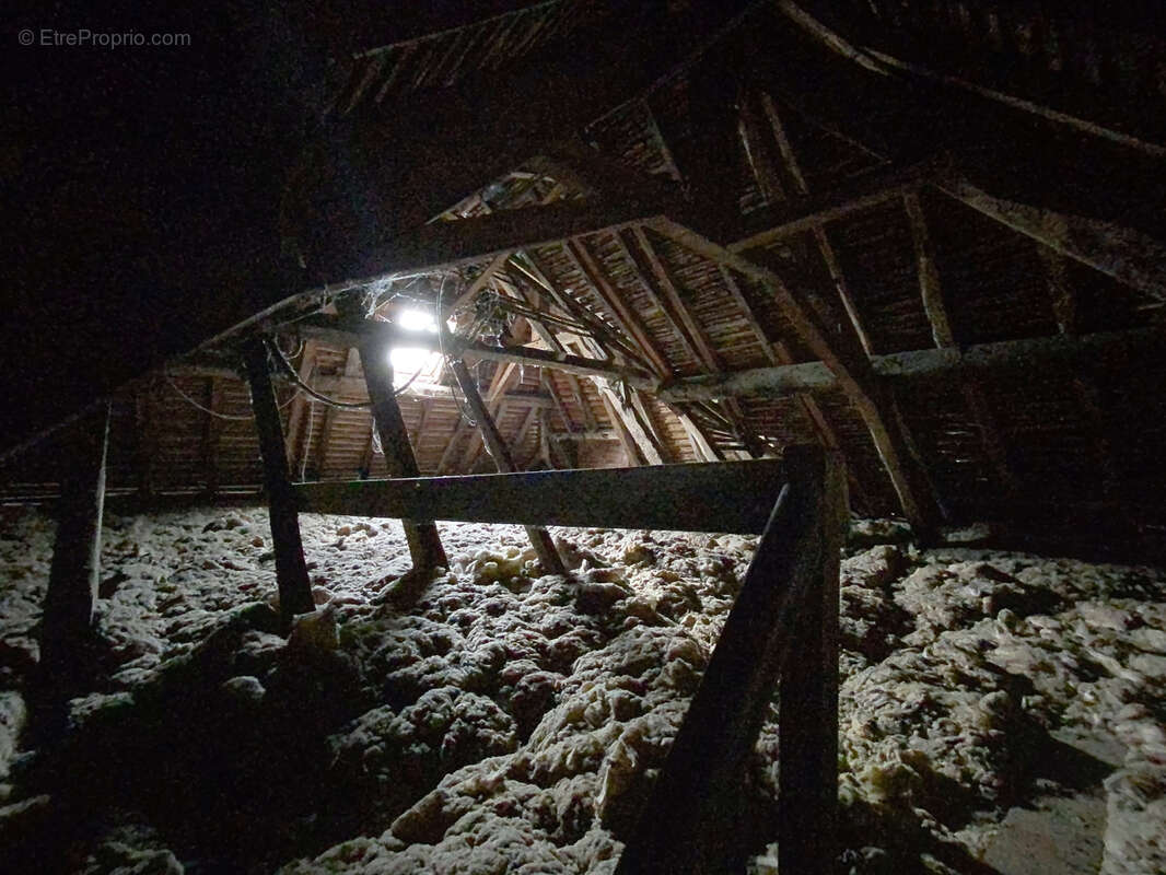Maison de bourg à St Jean-Ligoure - photo 8