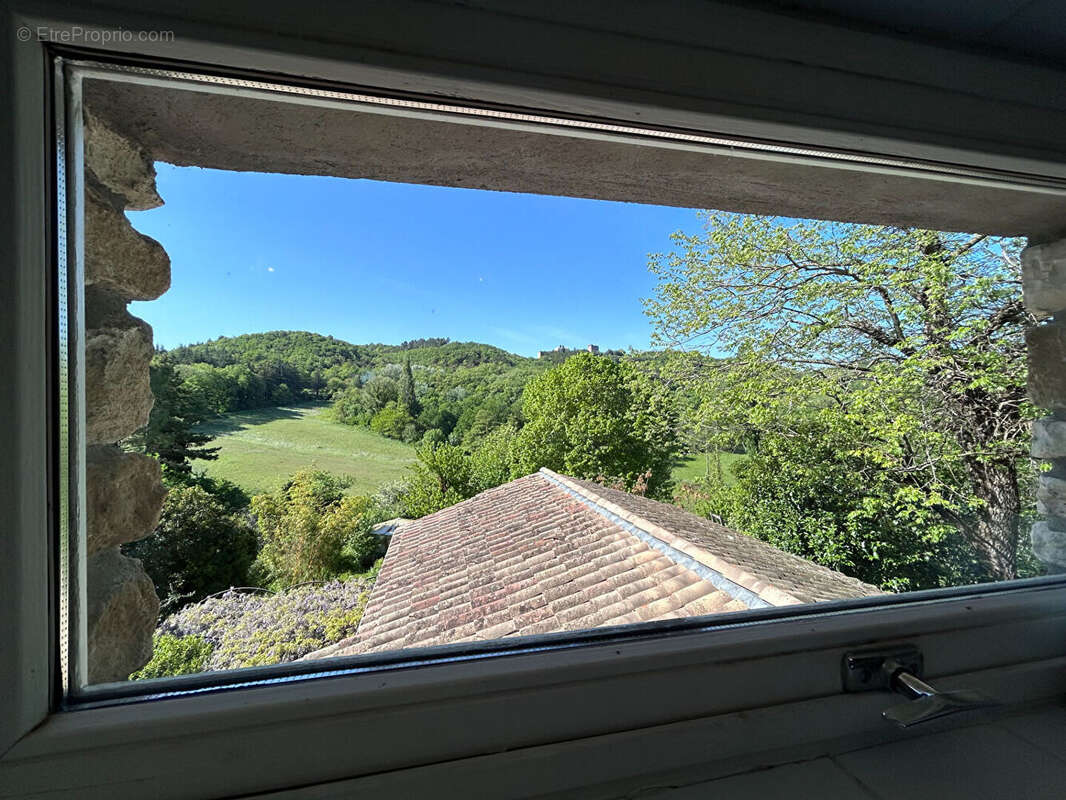 Maison à ROCHEFORT-EN-VALDAINE