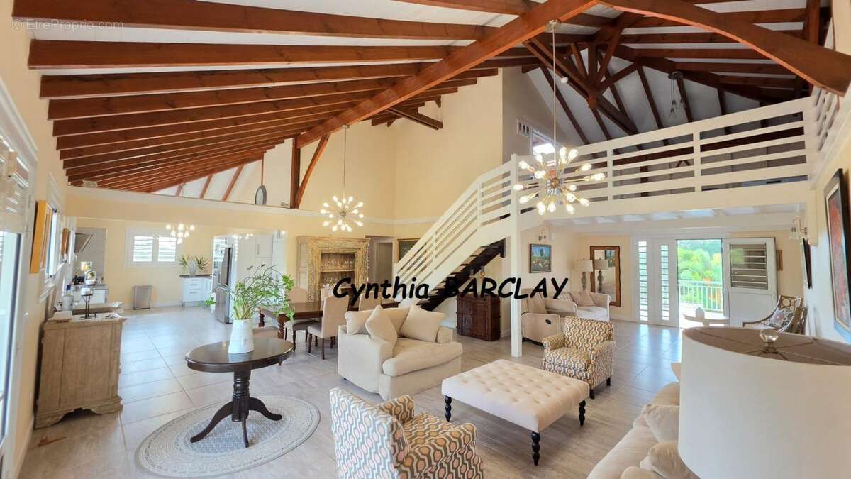 Maison 305 m² à Ducos  - photo 8