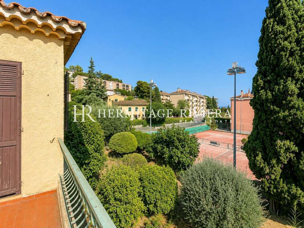 Maison 200 m² à Villefranche-Sur-Mer  - photo 8