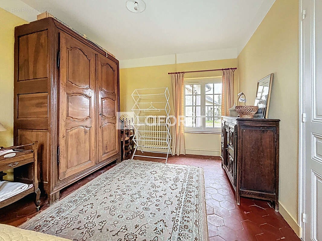 Maison à MEZIERES-EN-VEXIN