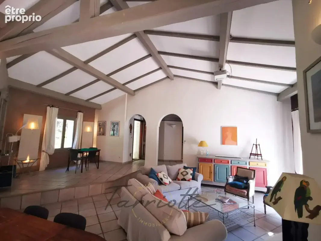 VILLA - 10570 - photo 3