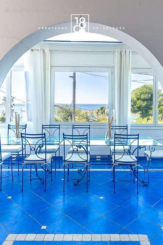 Maison à CARRY-LE-ROUET