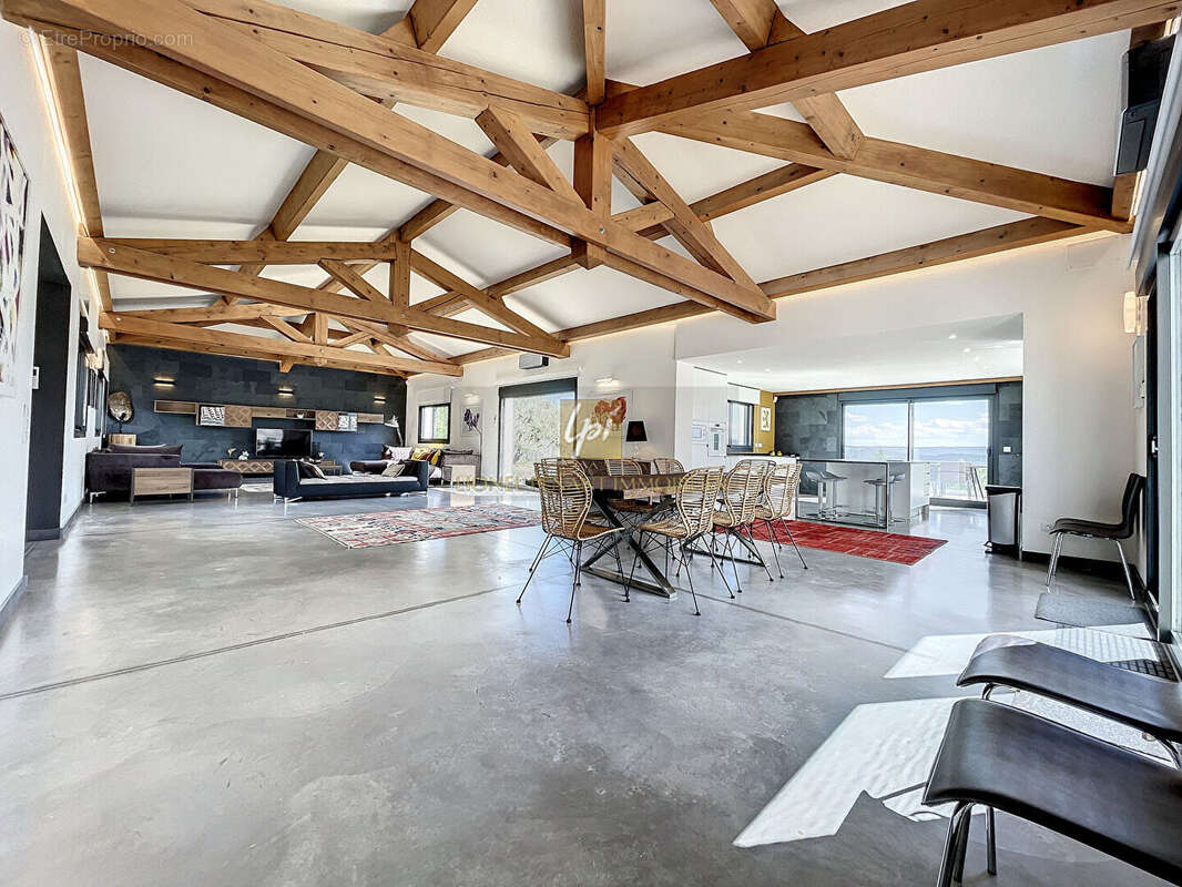 Maison à BEDOIN
