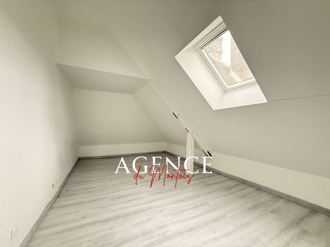 Appartement à BRAY-SUR-SEINE