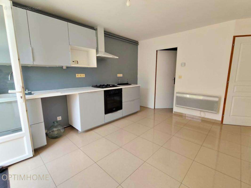 Charentaise rénovée de 230 m² avec deux logements indépendants sur 4 045 m² - photo 8