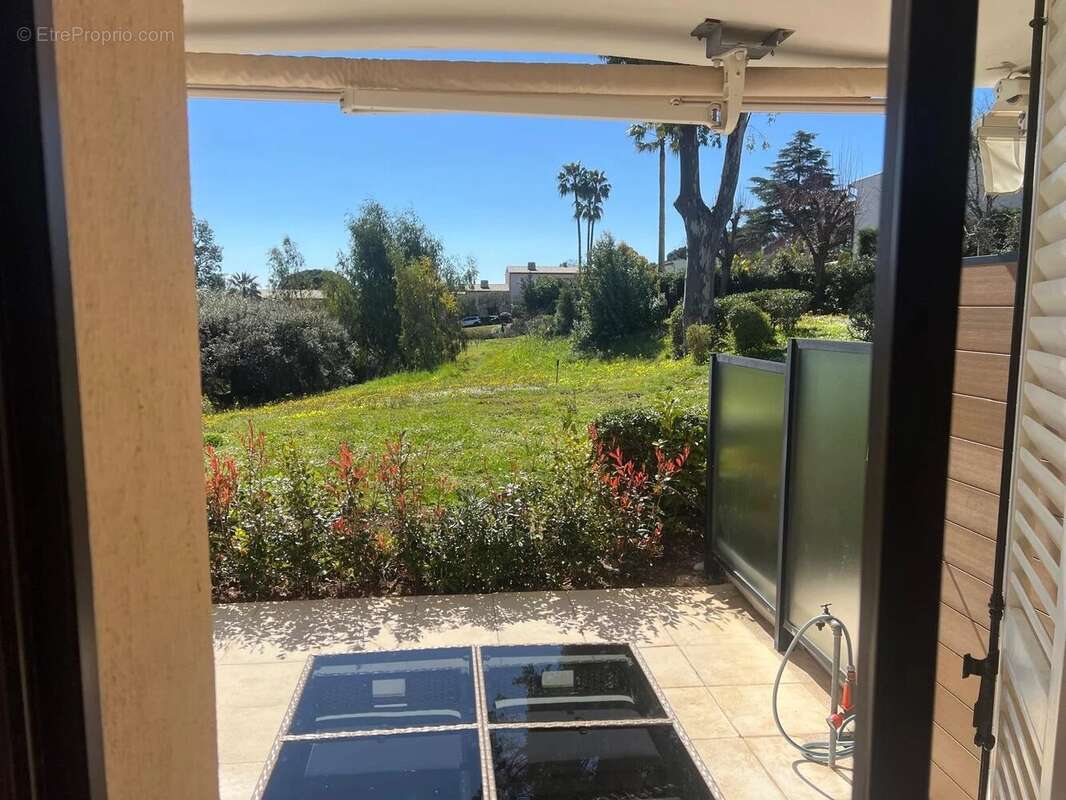 Appartement à VILLENEUVE-LOUBET