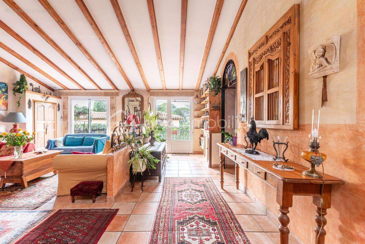 Maison à SAINT-RAPHAEL