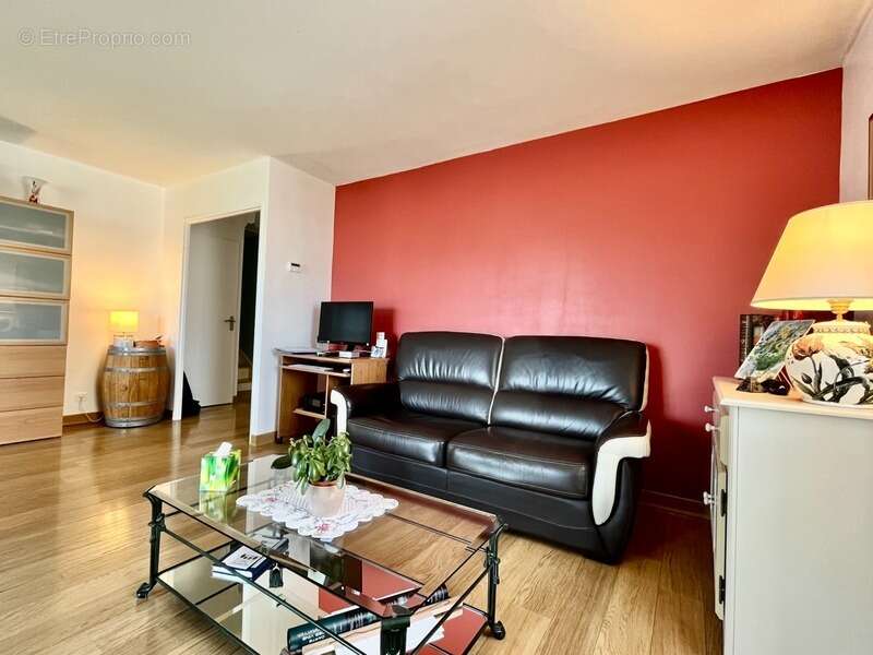 Appartement à SAVIGNY-SUR-ORGE