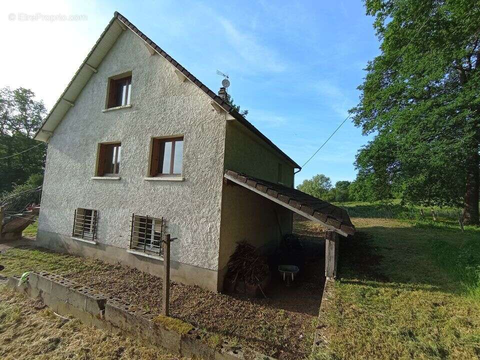 Maison à LAPALISSE
