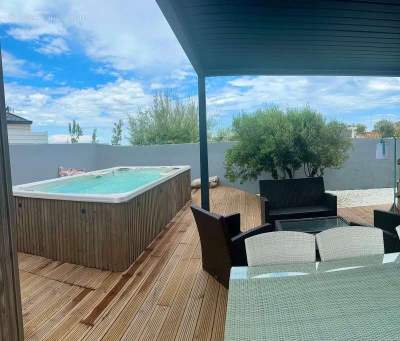 Maison à FRONTIGNAN