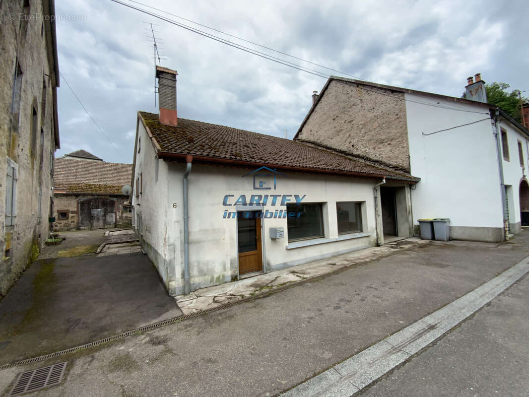 Maison à SERVANCE