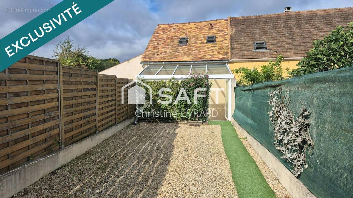 Photo 1 - Maison à SAINT-MAURICE-MONTCOURONNE