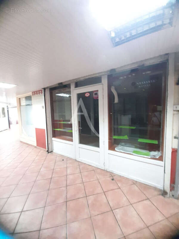 Local commercial - photo 3