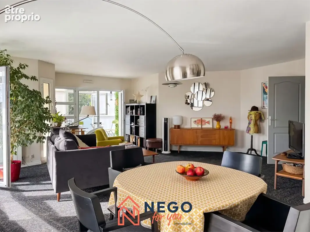 Appartement T3/T4 lumineux avec 2 loggias - Quartier La Madeleine ? Angers - photo 4