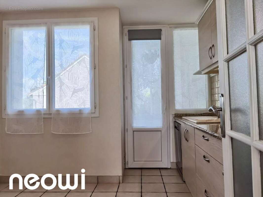Alouettes – Appartement T5 avec loggia, cave et garage - photo 6