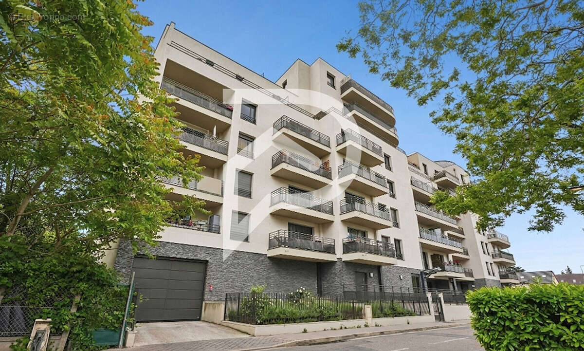 Appartement à COLOMBES