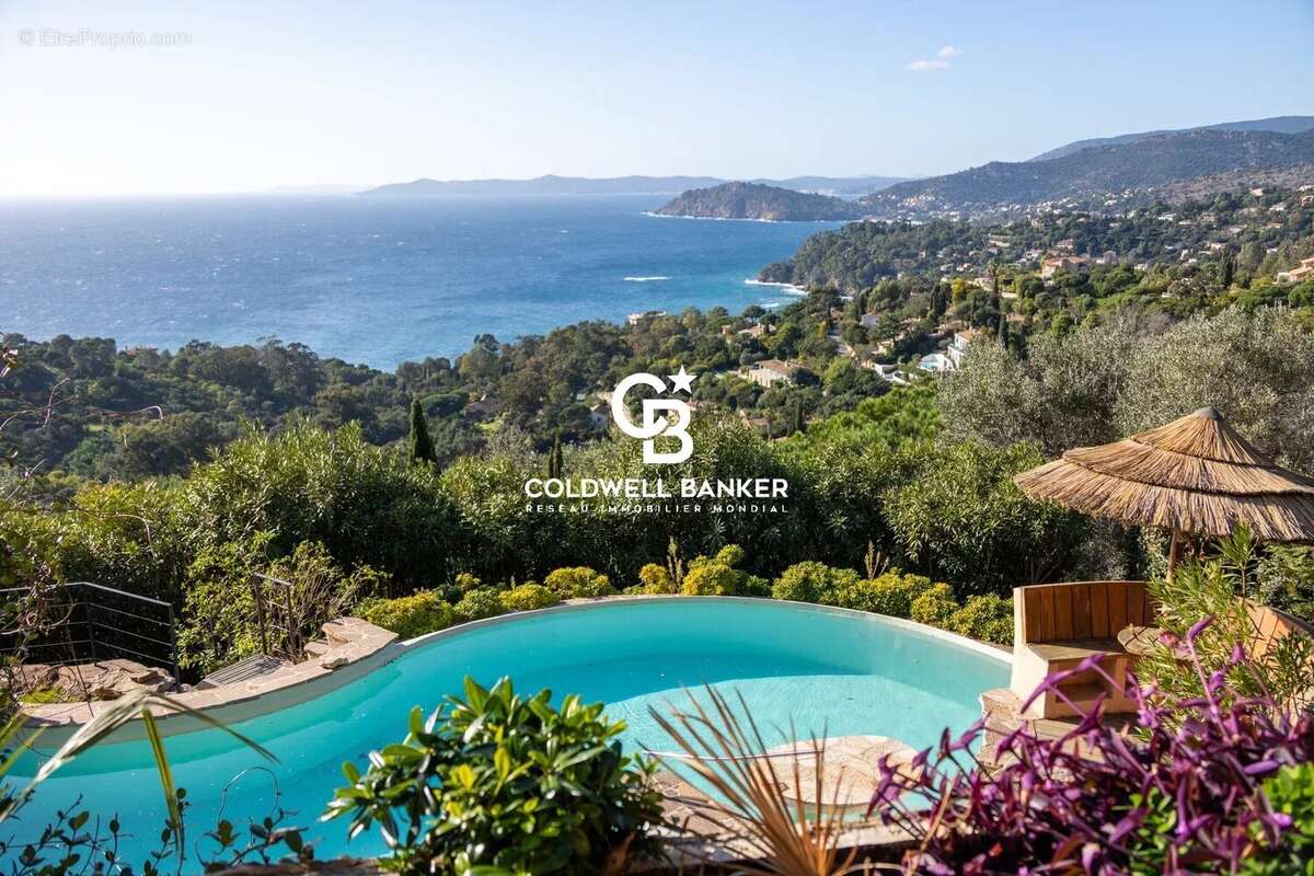 Maison à RAYOL-CANADEL-SUR-MER