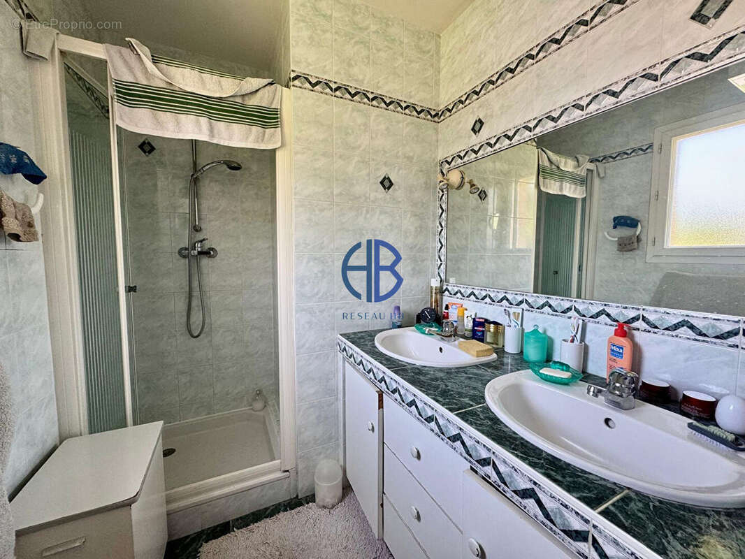 Maison à MONTALIEU-VERCIEU