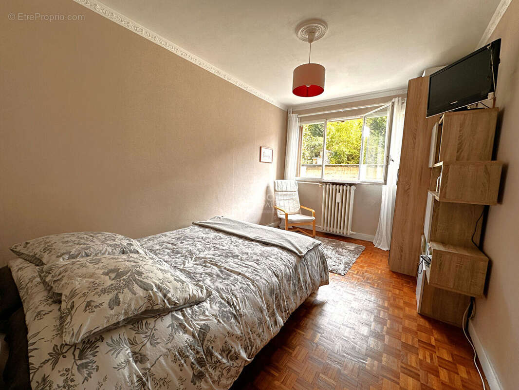 Appartement à CHAVILLE