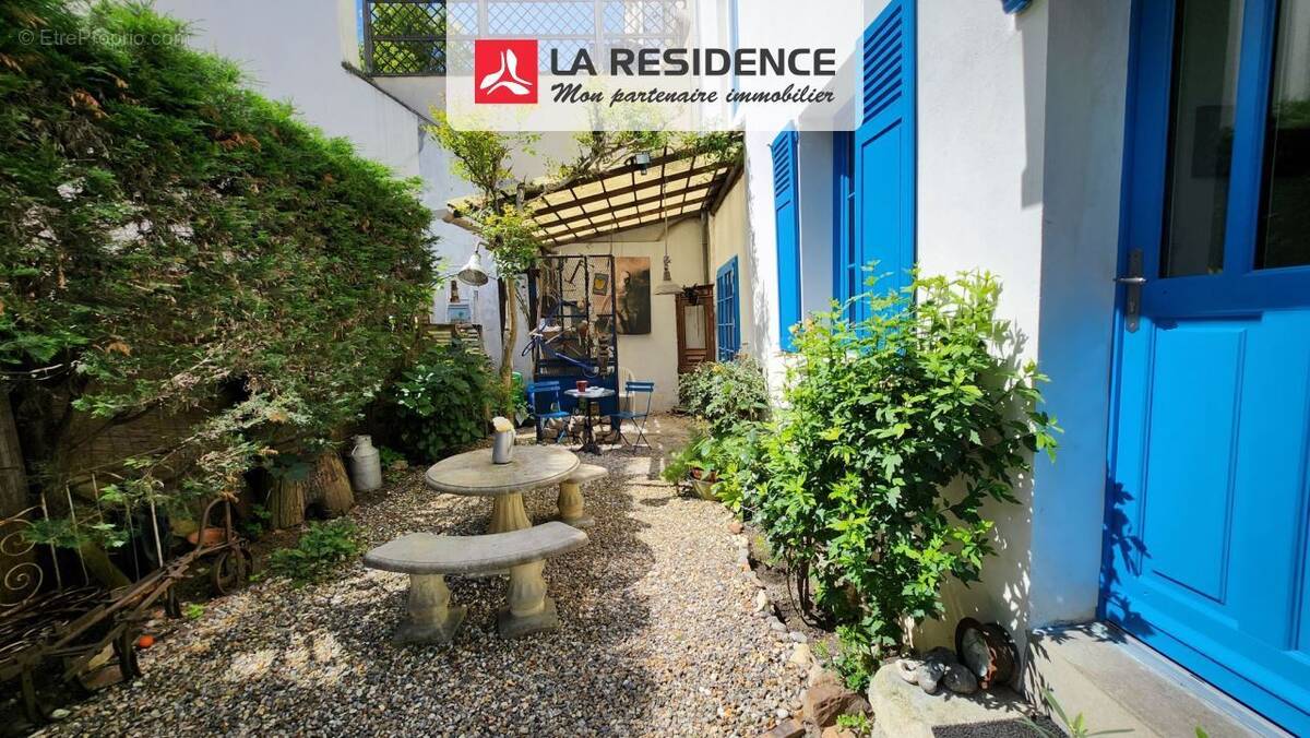 Maison à MONTIGNY-LES-CORMEILLES